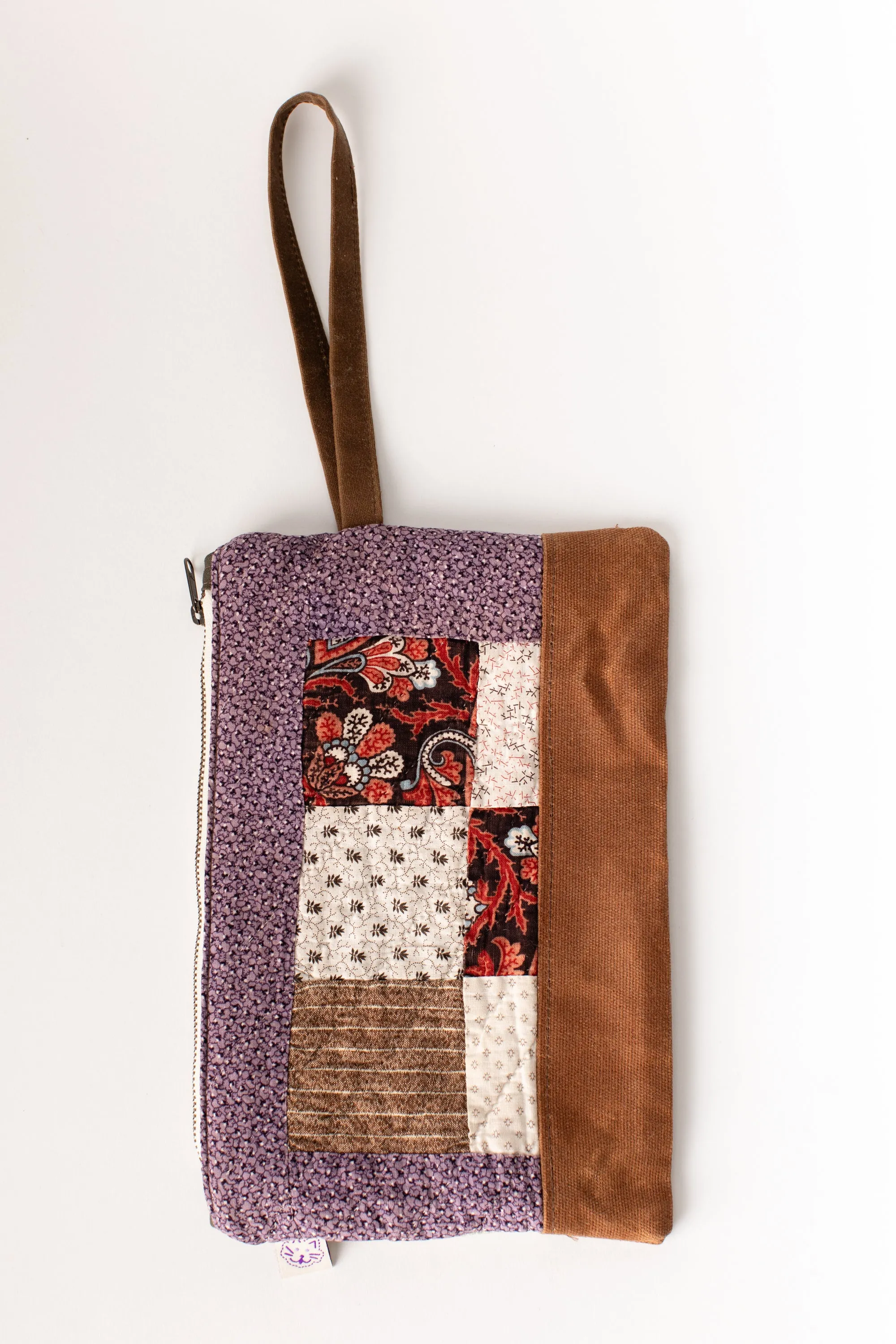 Calico 9 Patch Clutch