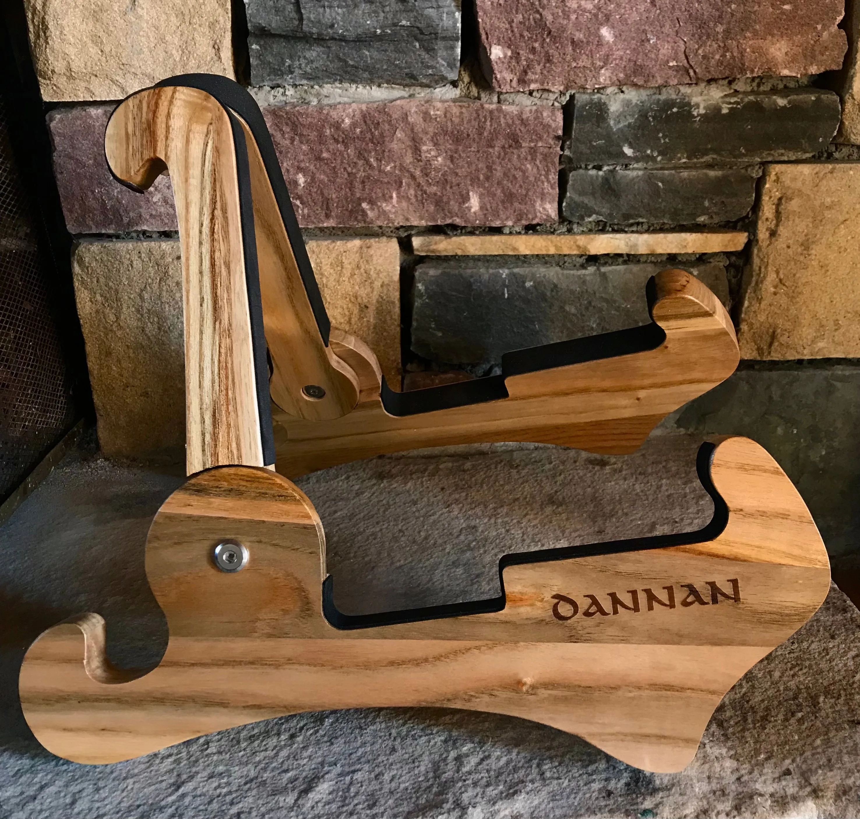 Dannan Light Walnut Foldable Wooden Guitar Stand