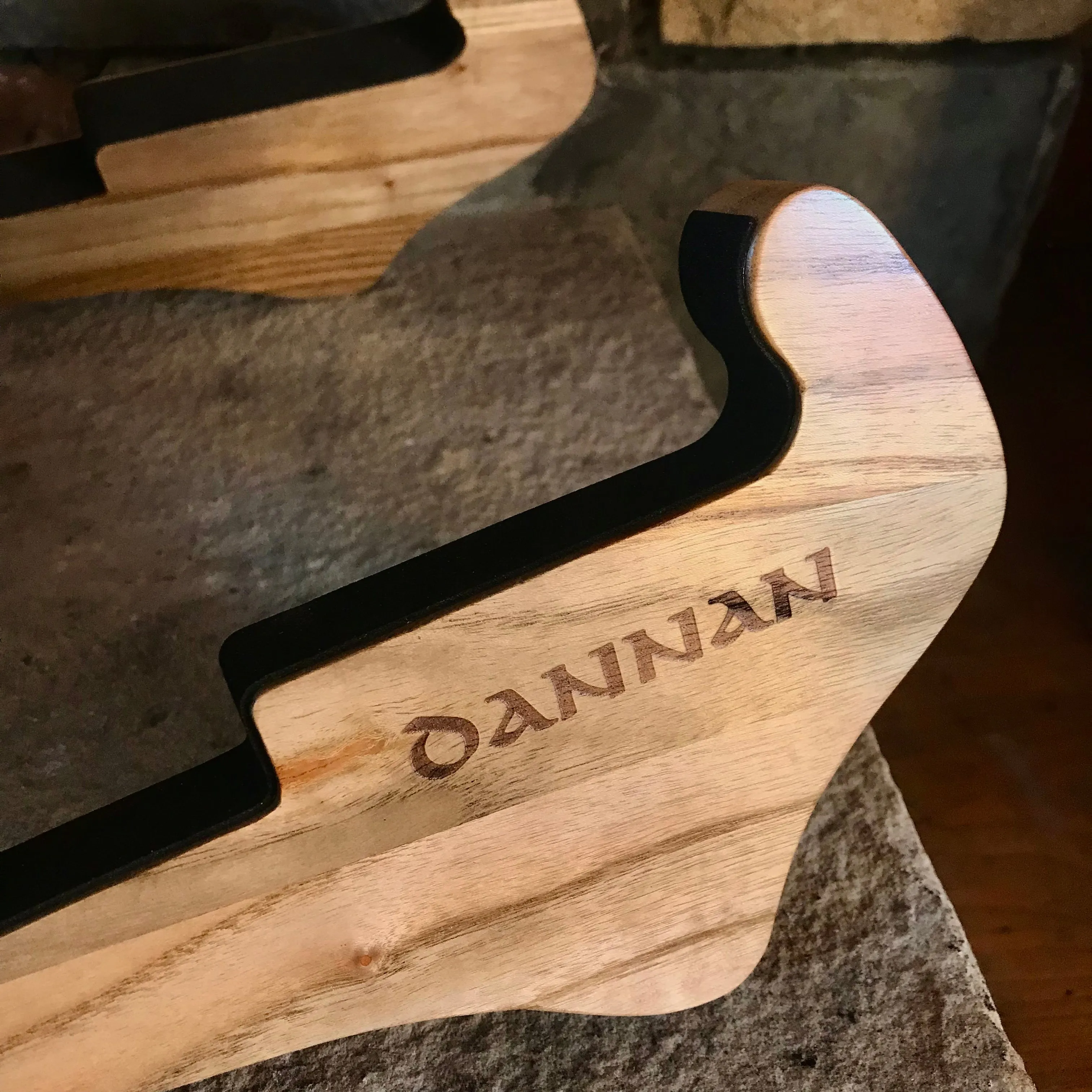 Dannan Light Walnut Foldable Wooden Guitar Stand