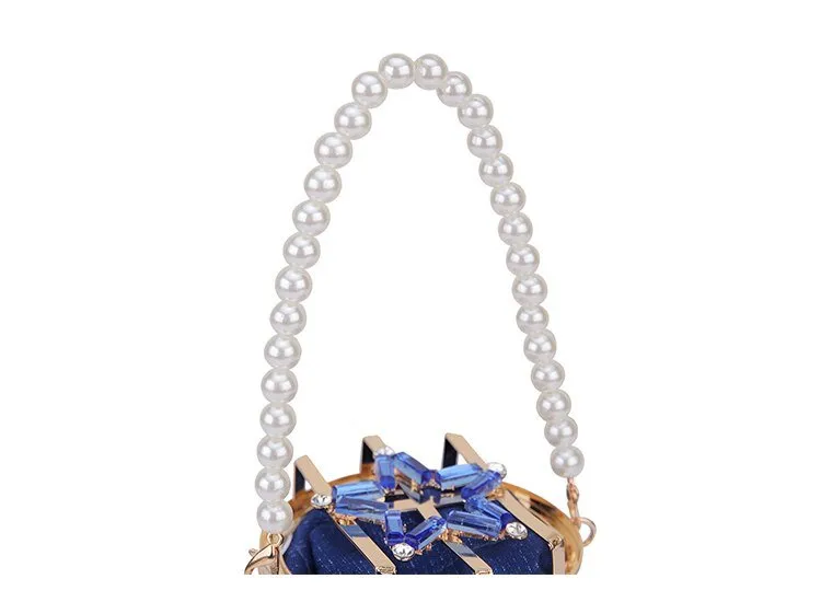 Star Diamond Hollow Cage Clutch With Pearl Chains