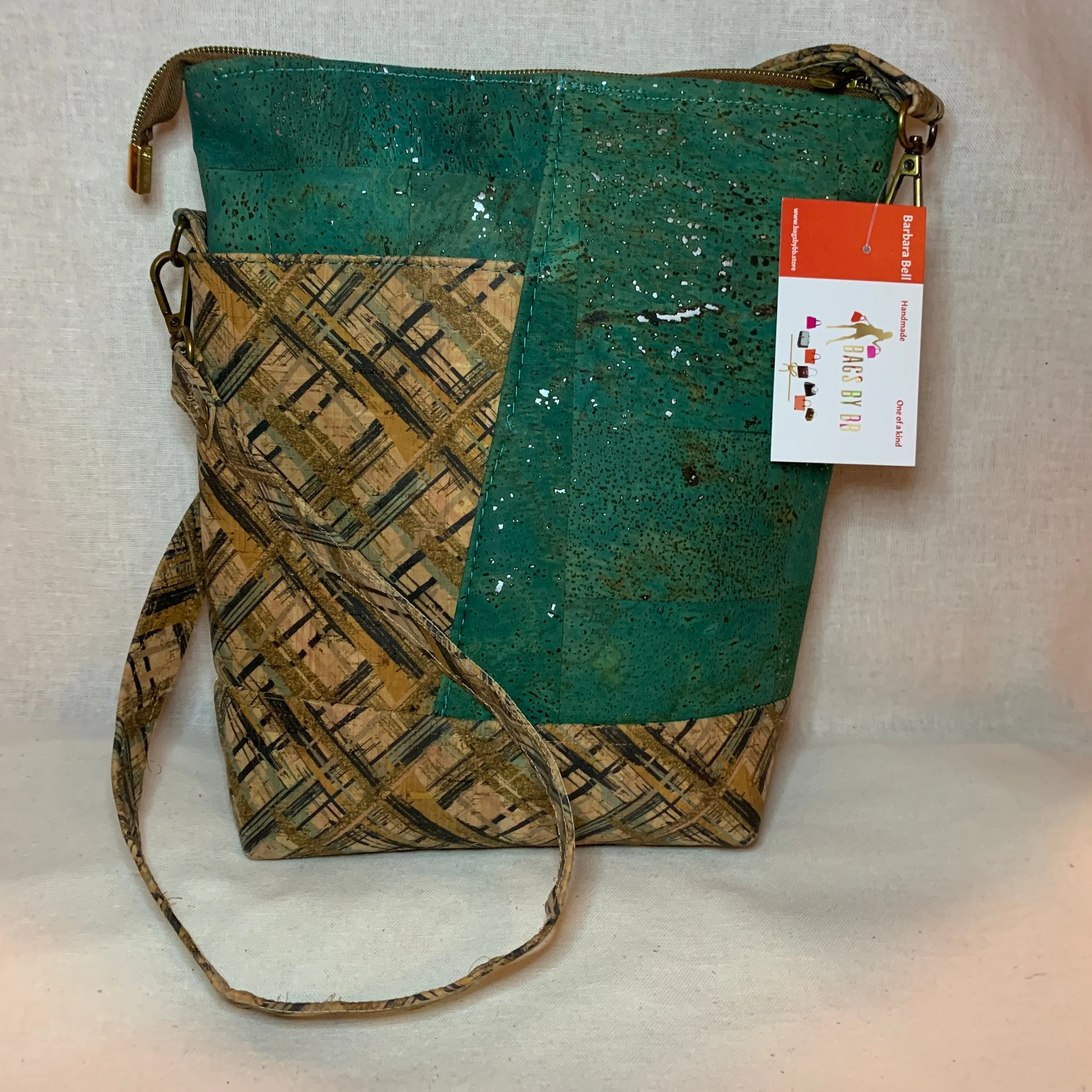 Uniquely styled all cork crossbody bag.